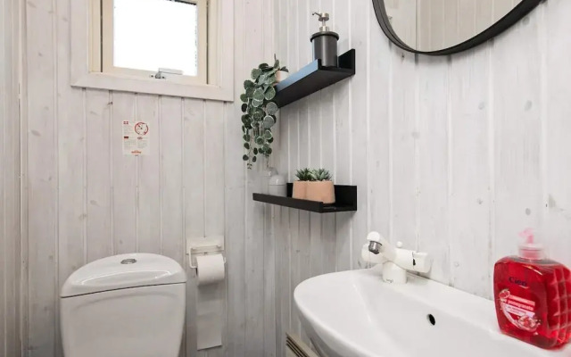 10 Person Holiday Home in Humble-by Traum