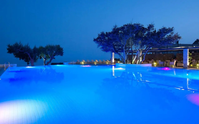 Kakkos Bay Hotel & Bungalows