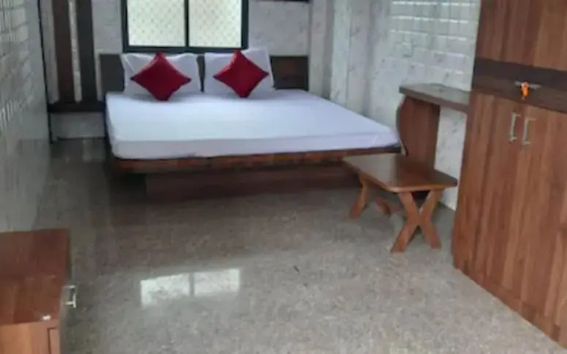 Goroomgo Sea Smile Lodge Puri