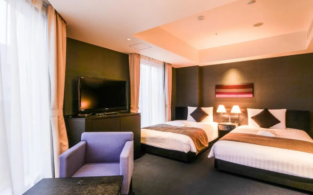 The Gate Hotel Kaminarimon by Hulic