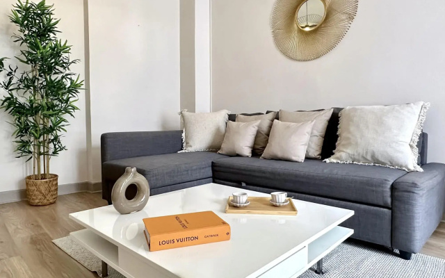 5494B  - Appartement familial - Batignolles
