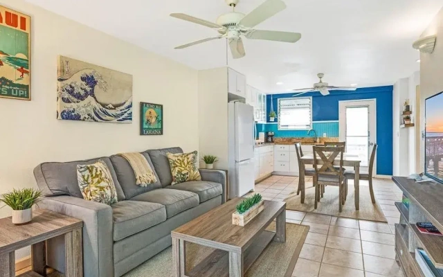 Lahaina Luxury Beach Condos