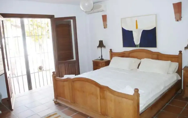 Casa Blanca (2 bed)