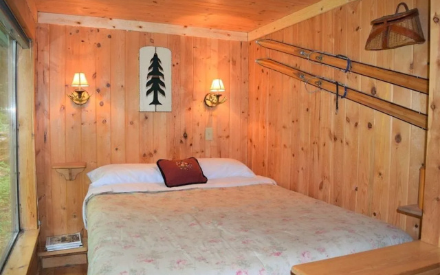 Cowlitz River Cabin