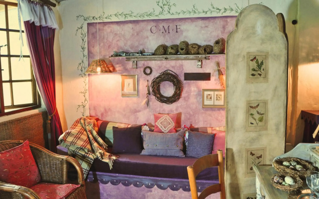 Cleopatra Mountain Farmhouse