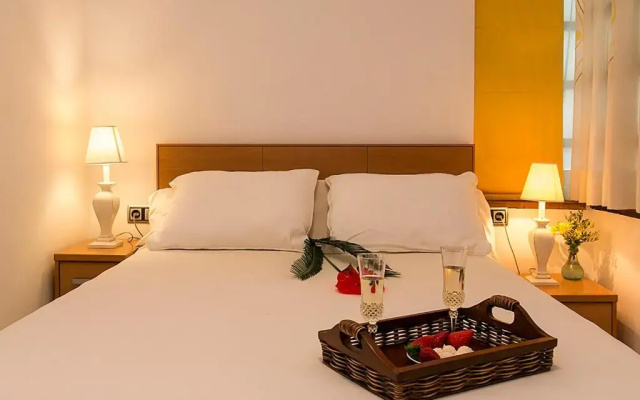Apartment CB 1