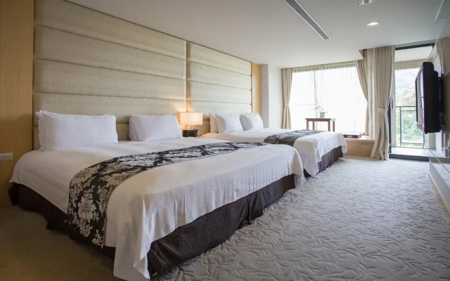 Tai Yi Red Maple Resort