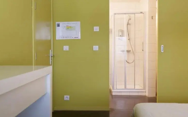 Hotel Limited-co