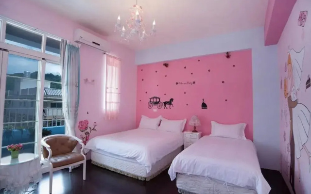 Rose Castle Hostel