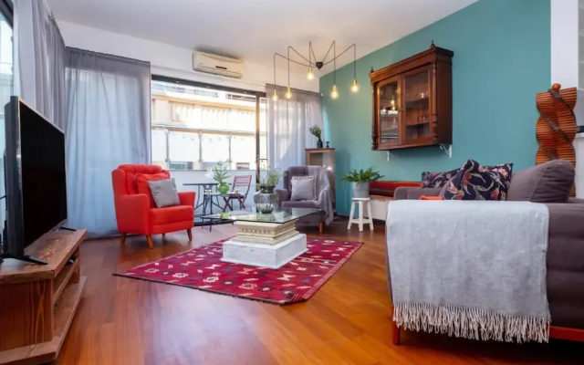 Missafir Flat With Terrace Near Istiklal Street