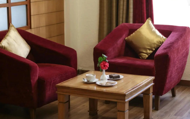 The Competent Palace Hotel