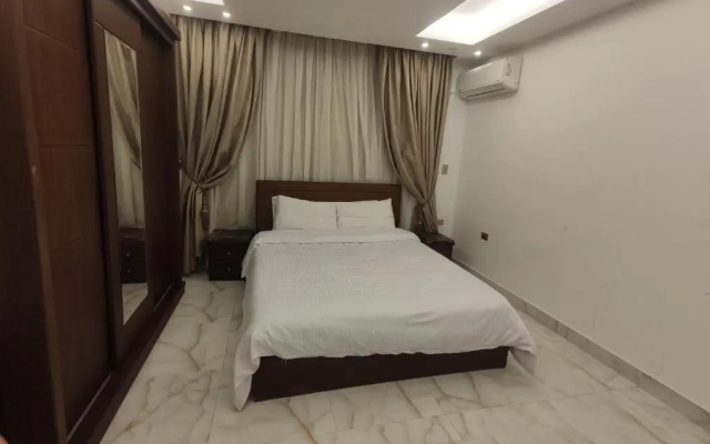 Le Royal Residence 2