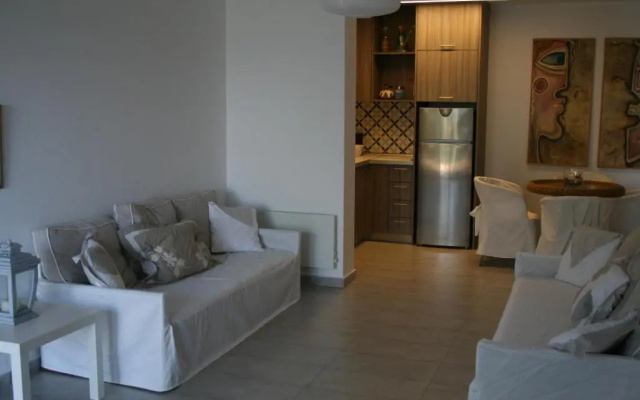Thalassa Apartment