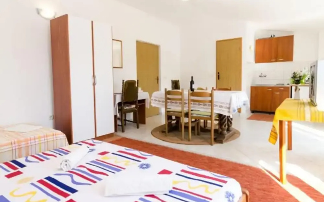 Guest House Sobra 38