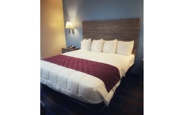 Arya Inn And Suites