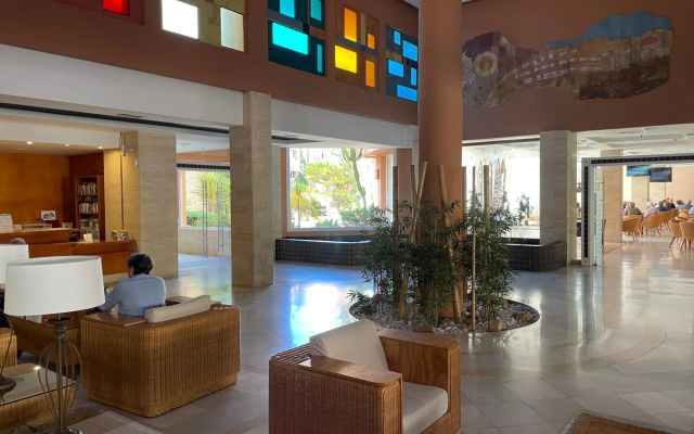 Arena Center Hotel