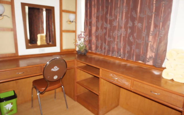 Supak Hotel