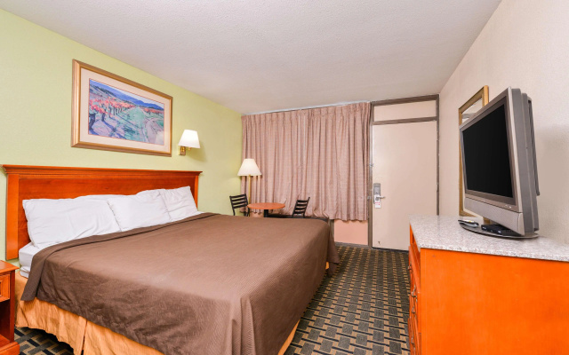Americas Best Value Inn-Nashville/Airport South