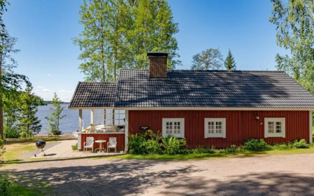 Holiday Home Sepelkyyhky