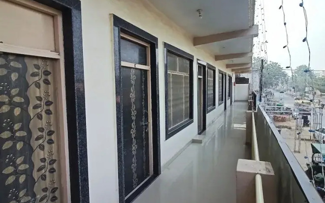 Brajrani Hotel