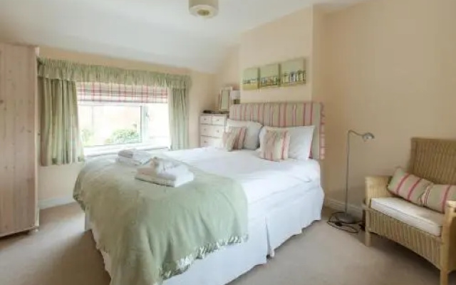 18 Pilgrim s Way