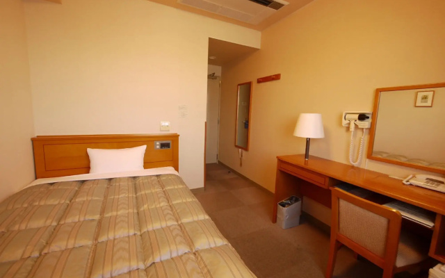 Hotel Route-Inn Yonezawa Ekihigashi