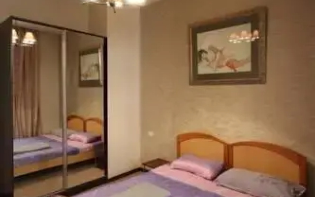 FlatsInYerevan - Apartments on Hanrapetutyan Street