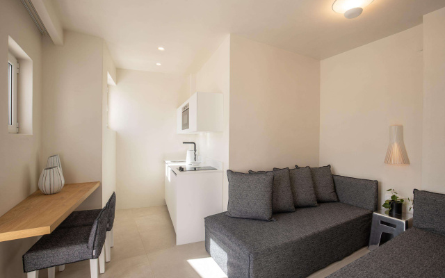 Akrogiali Beach Hotel Apartments