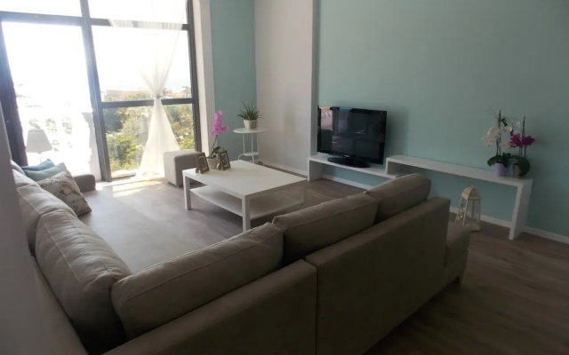 Amarilis Luxury Apartment