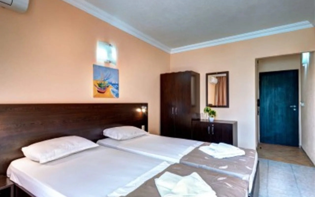 Riva Hotel