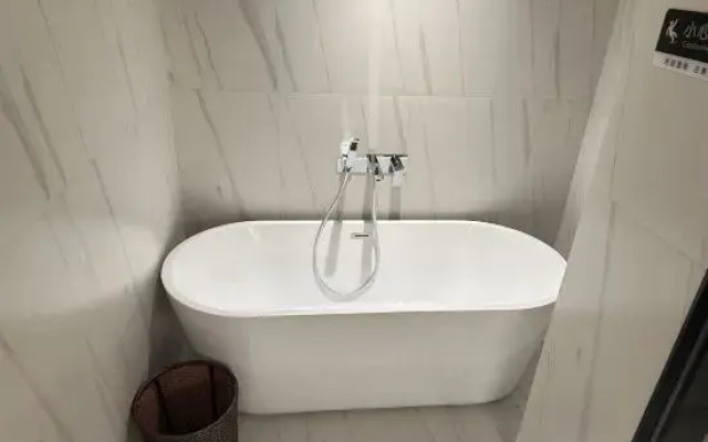 Changzheng Hotel