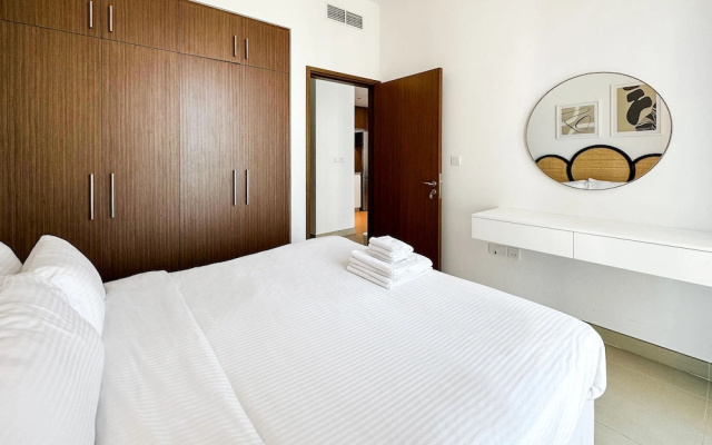 Luxury StayCation - Incredible Sea View Apartment With Balcony