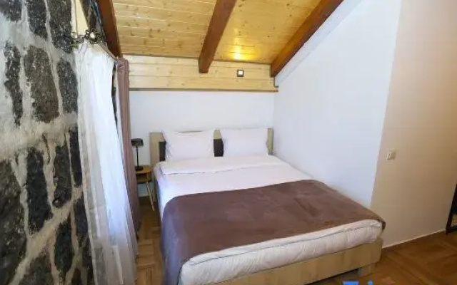 River Home Villa