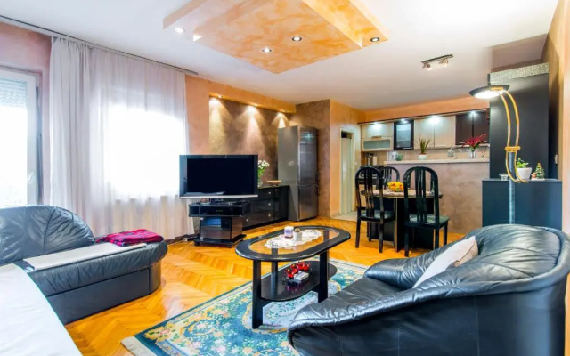Apartment City center