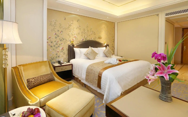 Grand New Century Hotel Shangyu