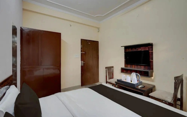 Deluxehotel Kartik Inn