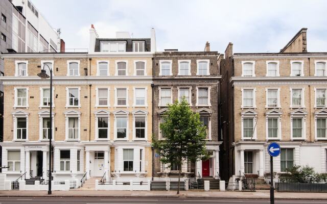 Апартаменты The Cromwell Road Rooftop Apartment - LSBI вид на фасад