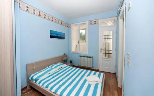 Bed  Breakfast Grim