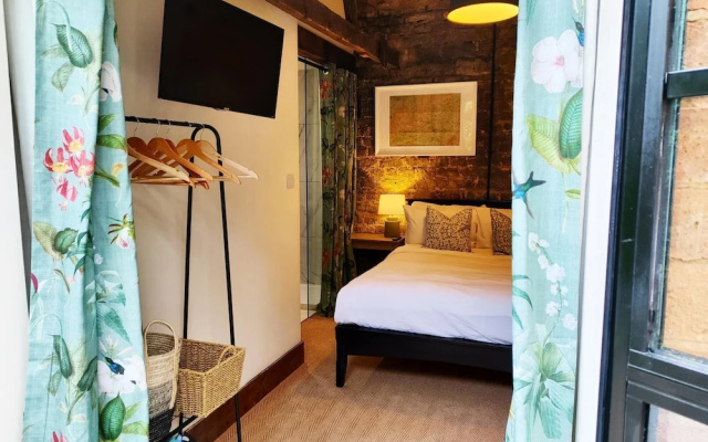 Cotswold Bankview