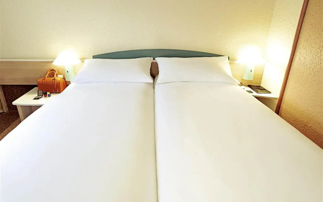 Ibis budget Montceau Les Mines 2*