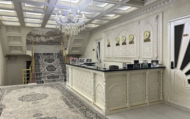 Ideal Hotel