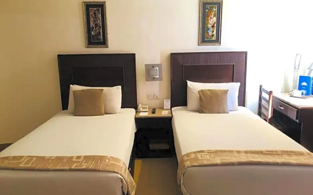 Hotel Royal Lahore