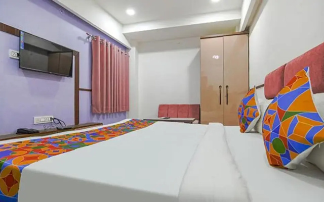 Fabhotel Elite Residency
