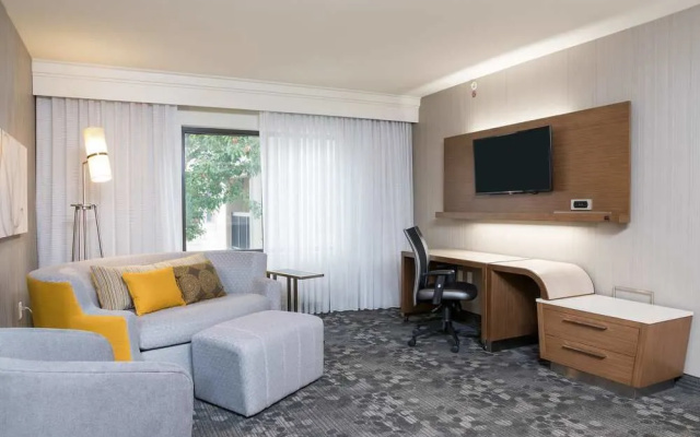 Courtyard Livermore