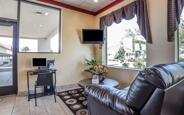 Econo Lodge St George North - Near Pioneer Park