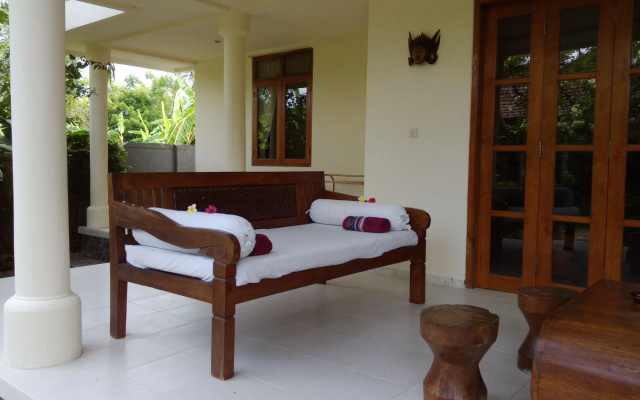 Starlight Restaurant & Bungalows