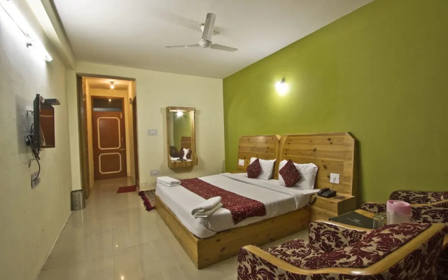 Himanshu Resorts