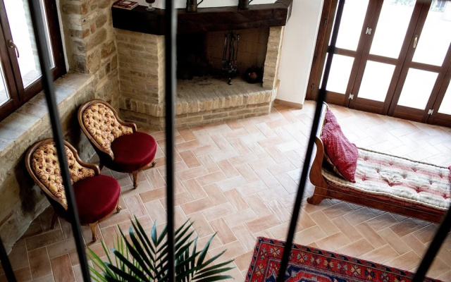 Casale Ivana In Pietra Nel Verde