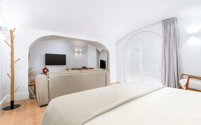 Limehome Evora Rua de Machede 52
