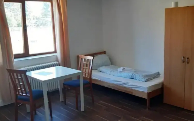2-Rent Group Hostel Rooms&Apartments EVE168